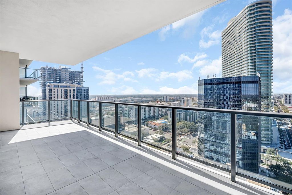 Photo of 275 1st Avenue S #2001, St Petersburg, FL 33701 (MLS # TB8472986)