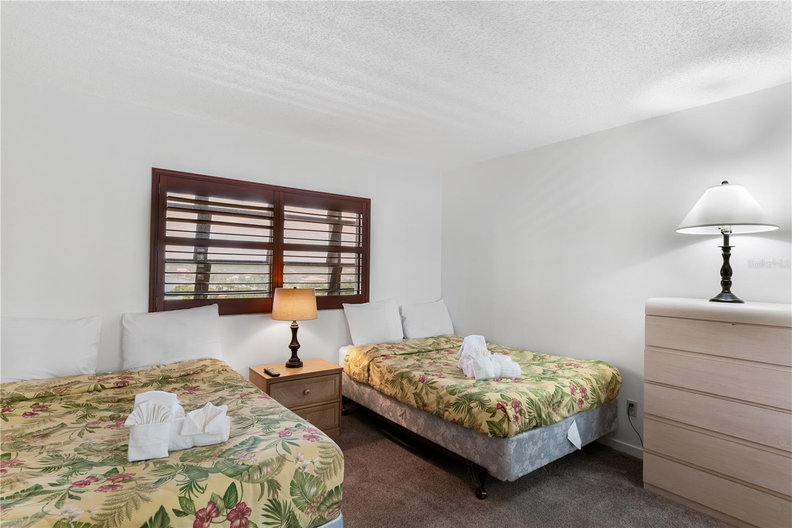 REFLECTIONS ON THE GULF CONDO - Residential