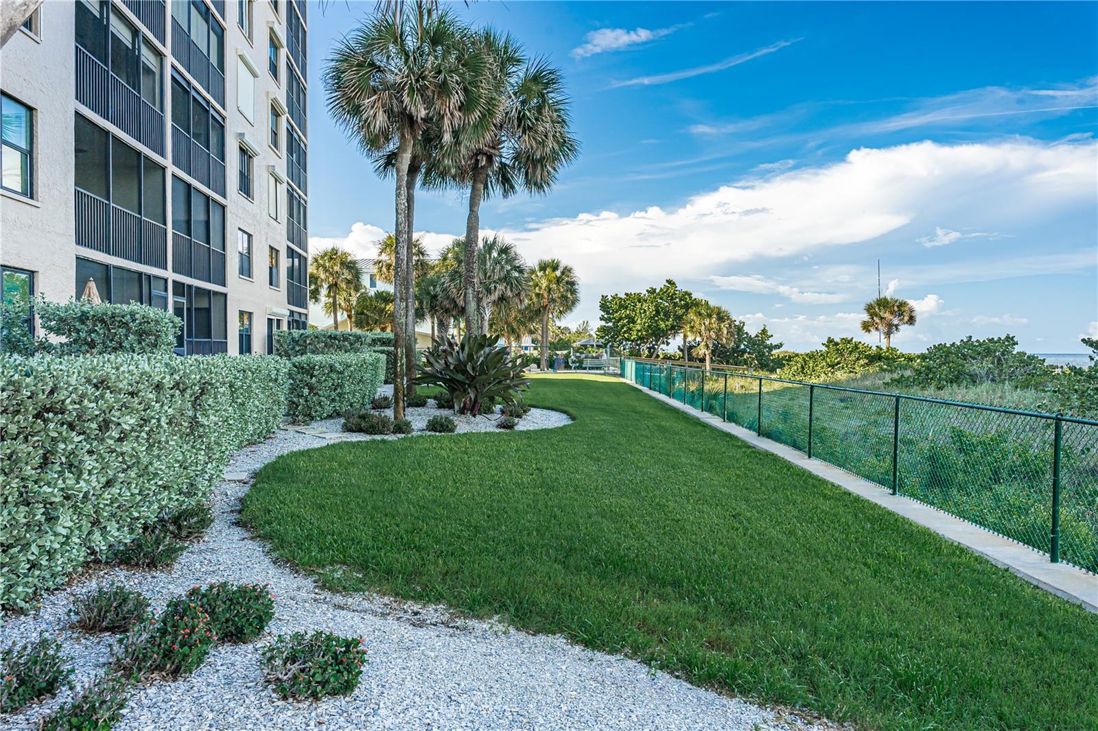 REFLECTIONS ON THE GULF CONDO - Residential