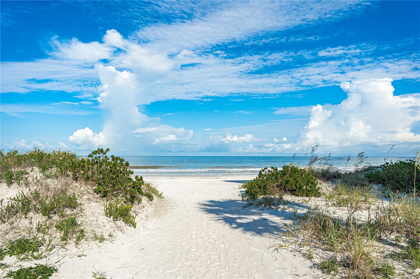 REFLECTIONS ON THE GULF CONDO - Residential