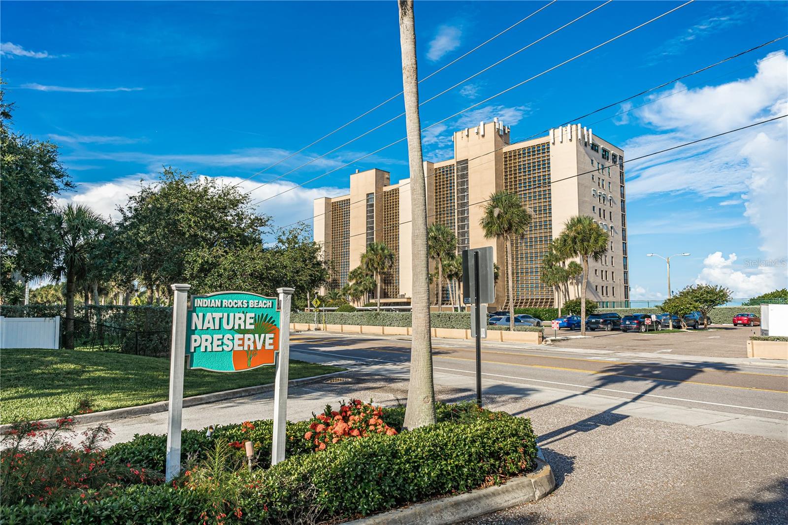 REFLECTIONS ON THE GULF CONDO - Residential