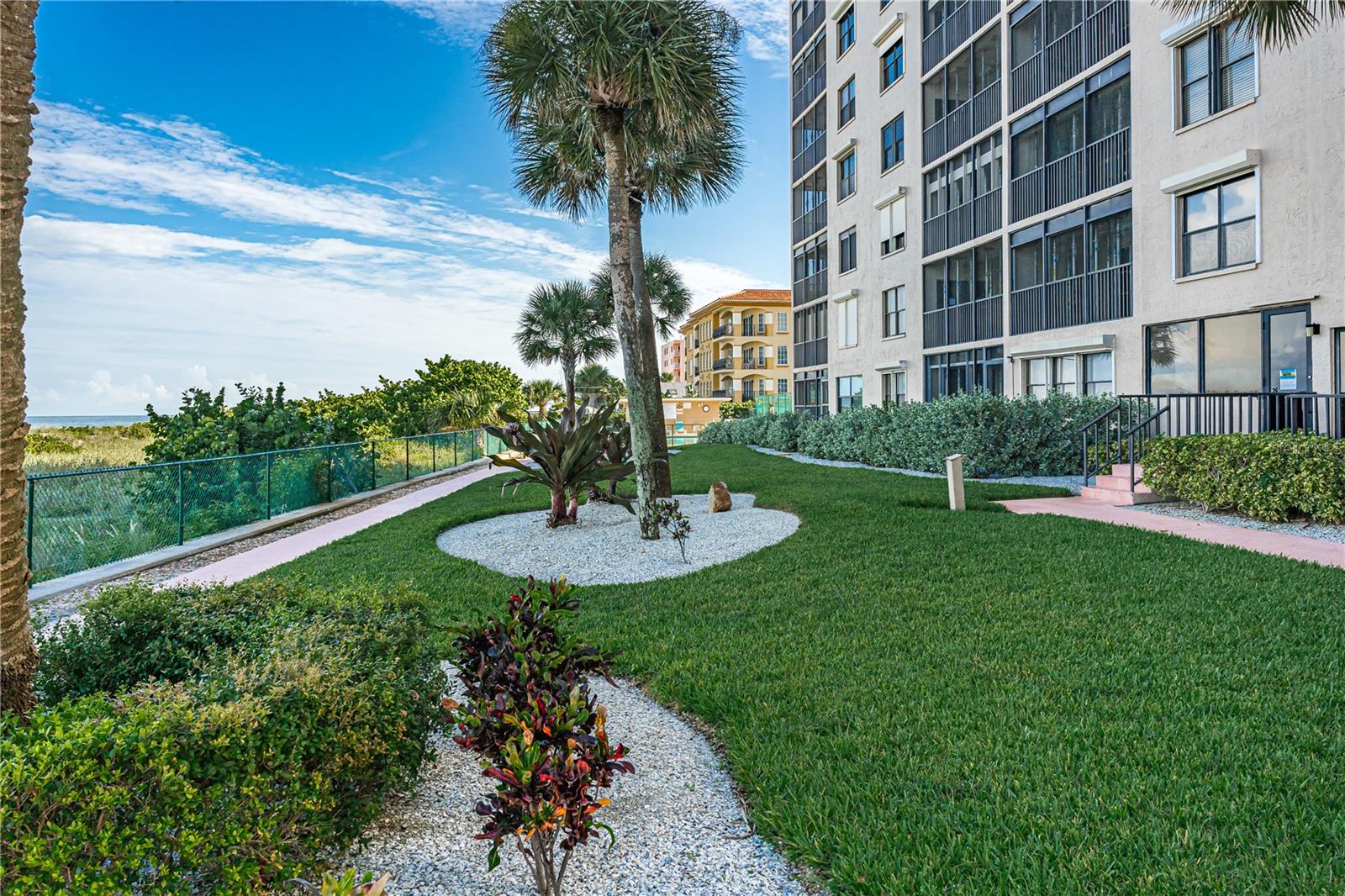 REFLECTIONS ON THE GULF CONDO - Residential