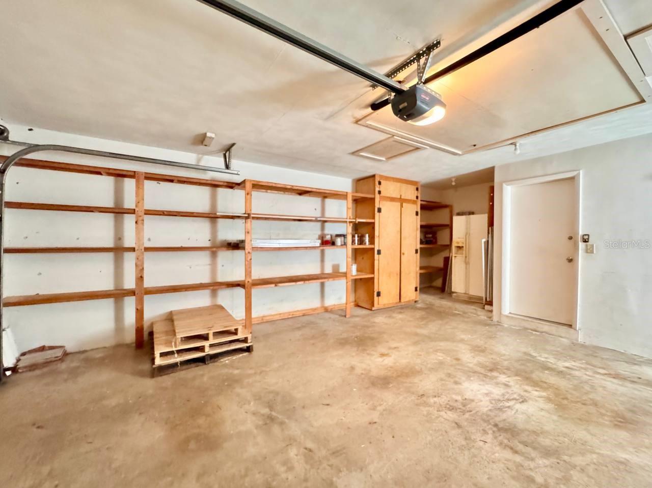 IMPERIAL PARK - Residential Lease