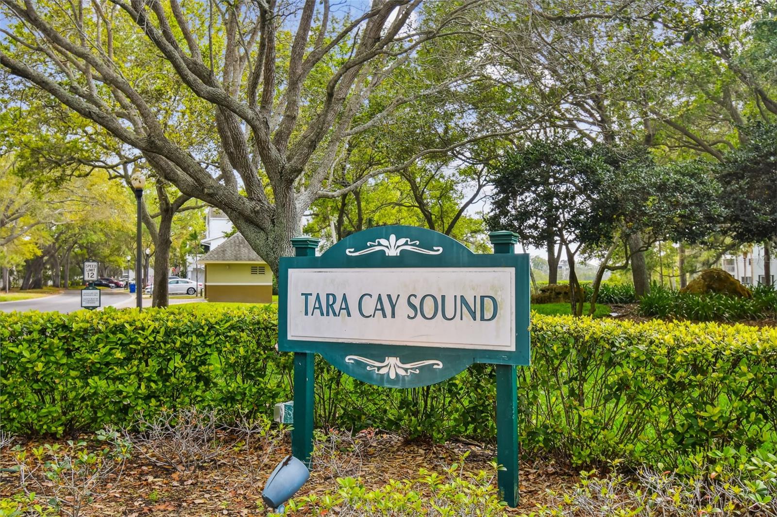 TARA CAY SOUND NORTH - Residential