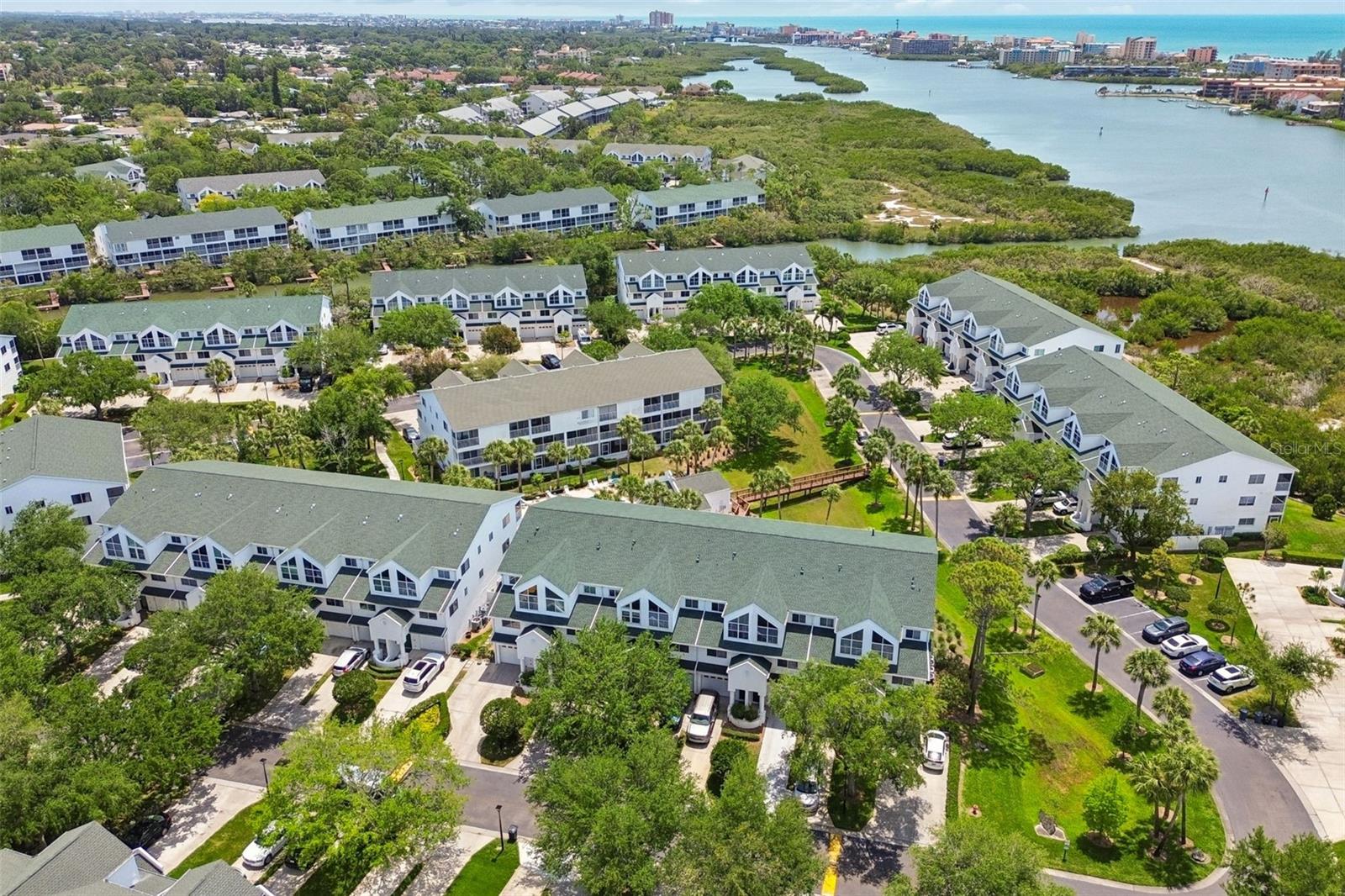 TARA CAY SOUND NORTH - Residential