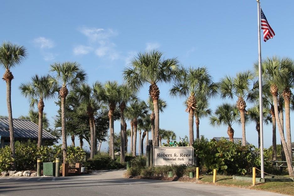 SENATE MANOR UNREC - Residential