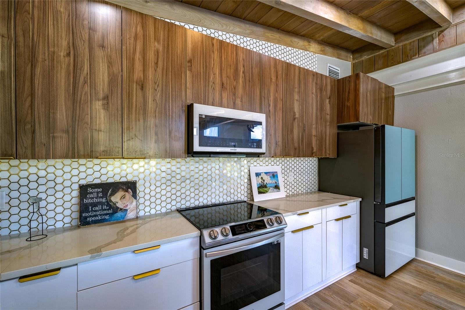 SOUTH GATE - Residential