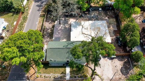 A home in TAMPA