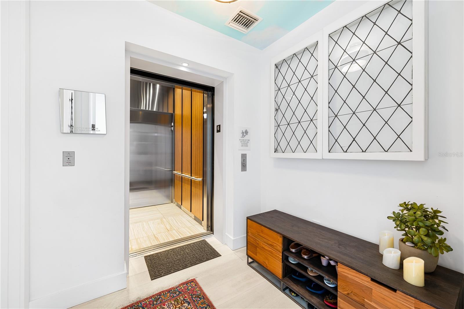 VUE SARASOTA BAY - Residential Lease