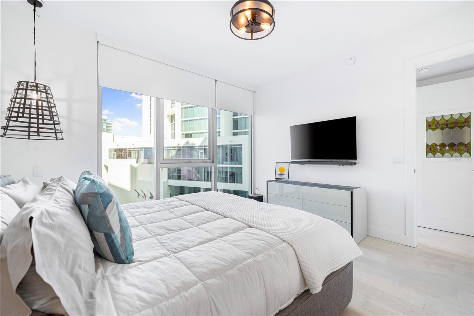 VUE SARASOTA BAY - Residential Lease