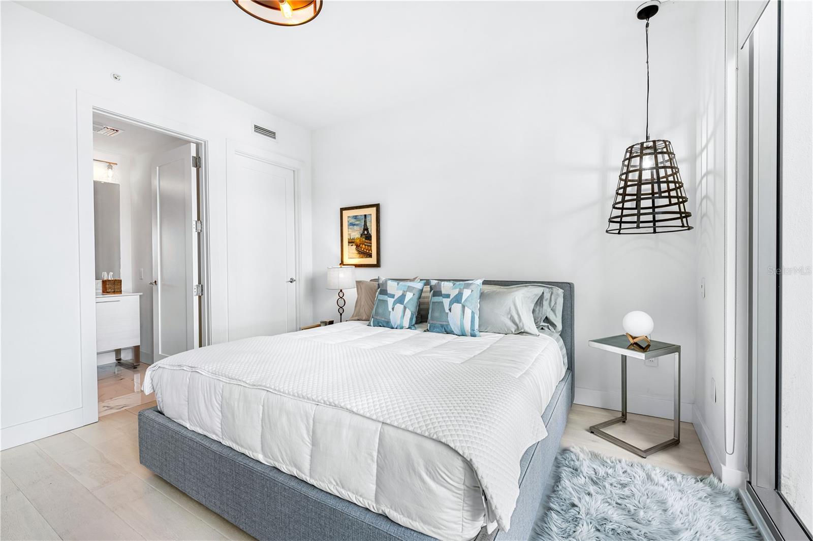 VUE SARASOTA BAY - Residential Lease