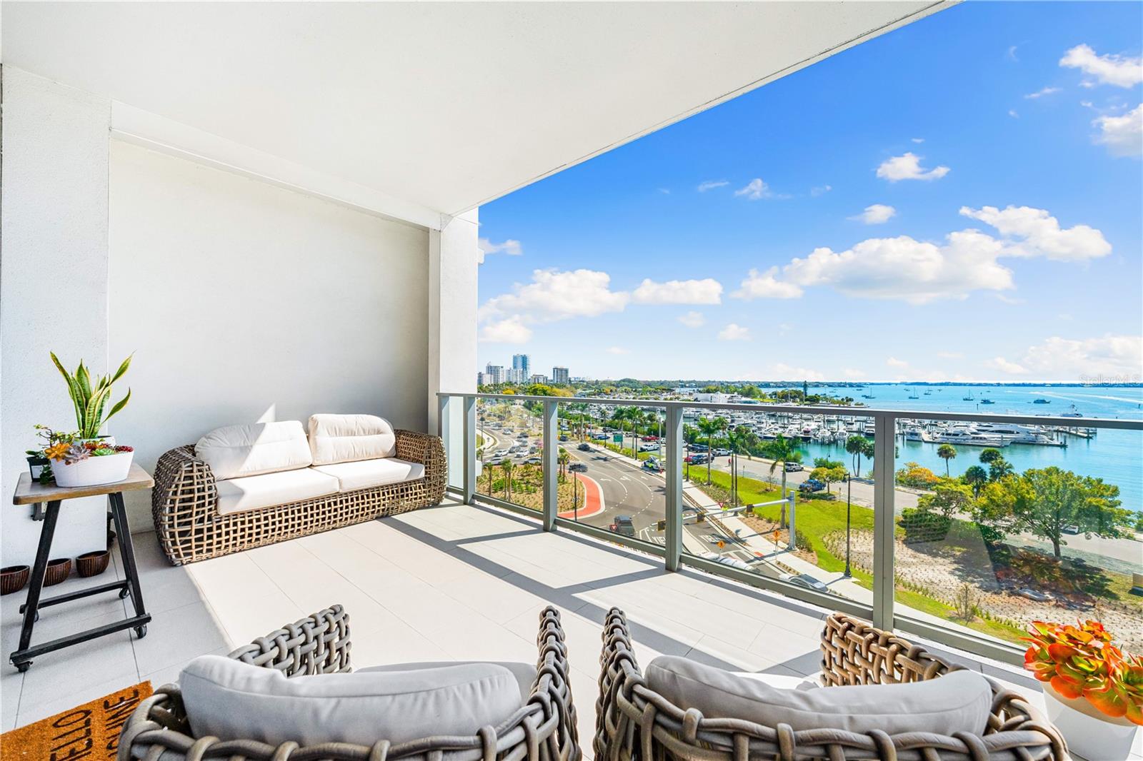 VUE SARASOTA BAY - Residential Lease