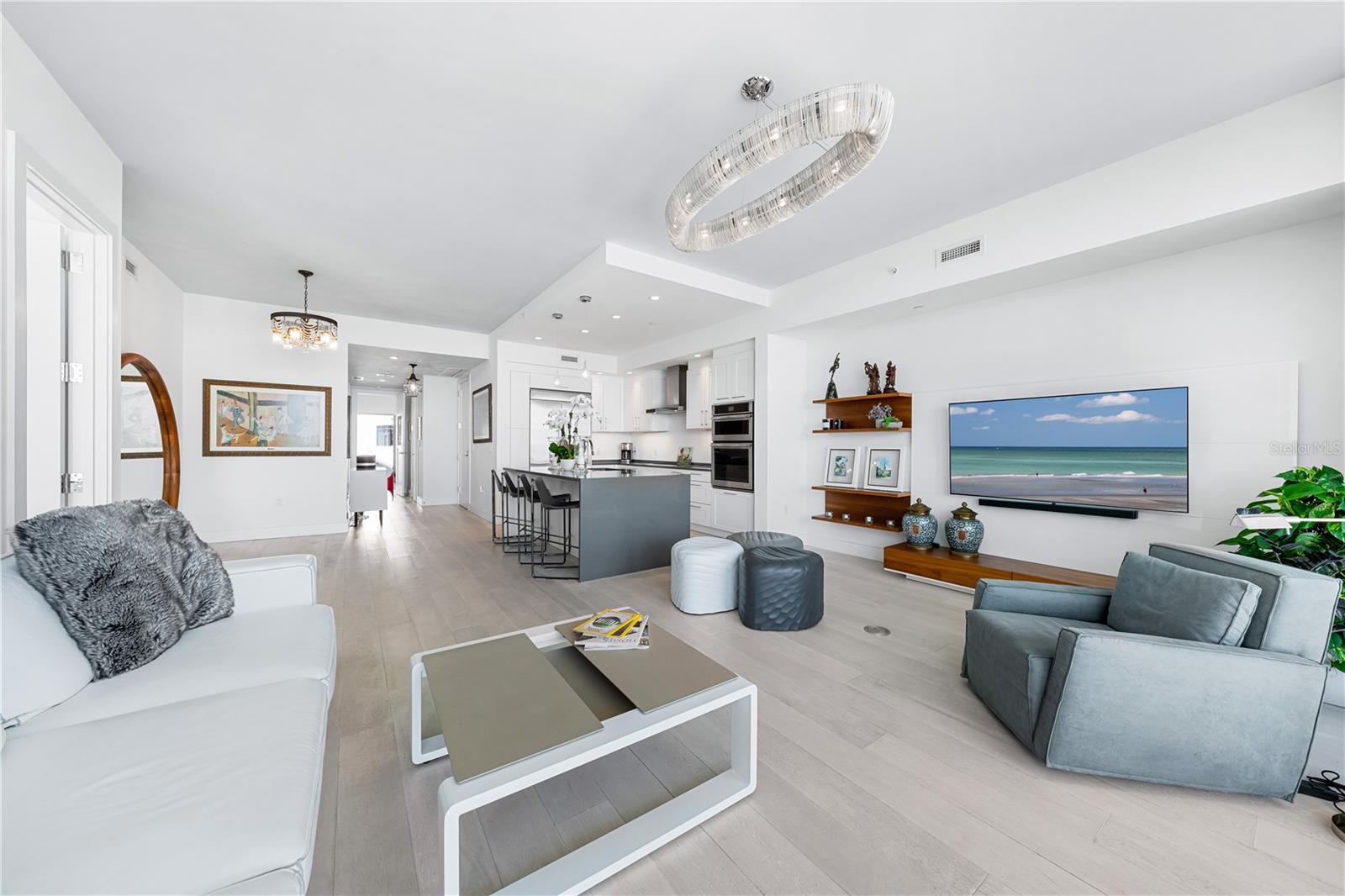 VUE SARASOTA BAY - Residential Lease