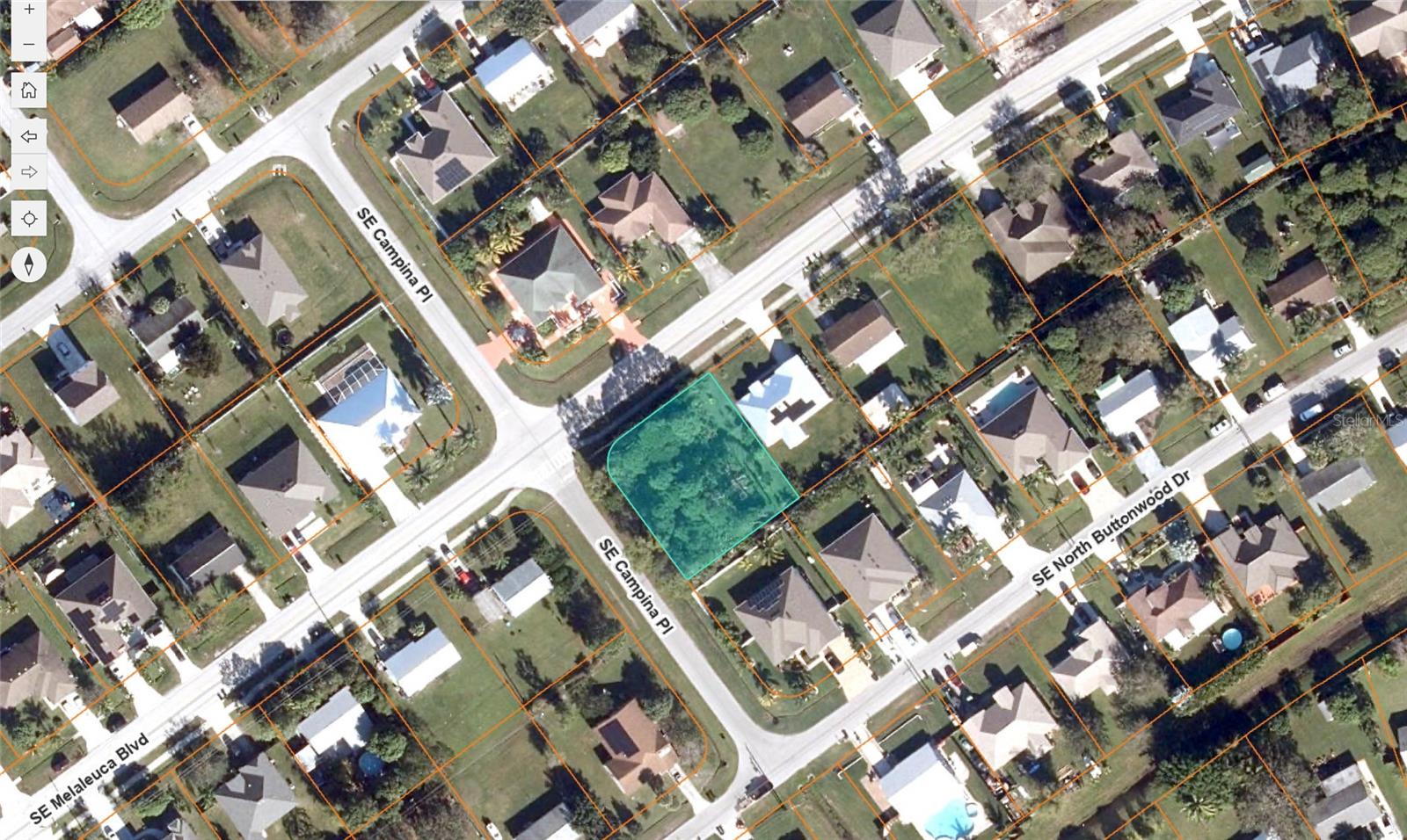 Oversized corner lot located in an established neighborhood of Port St. Lucie. This buildable parcel offers city water and sewer availability, making it ready for your dream home or investment project. The lot is currently uncleared, providing a blank canvas to create your ideal layout, whether you're planning for a spacious single-family home, outdoor living area, or pool.
No HOA and plenty of room for a boat, RV, or additional structures. Conveniently located near I-95, shopping, dining, schools, parks, and just a short drive to the beautiful Treasure Coast beaches. Great opportunity in one of Port St. Lucie’s fastest-growing areas.