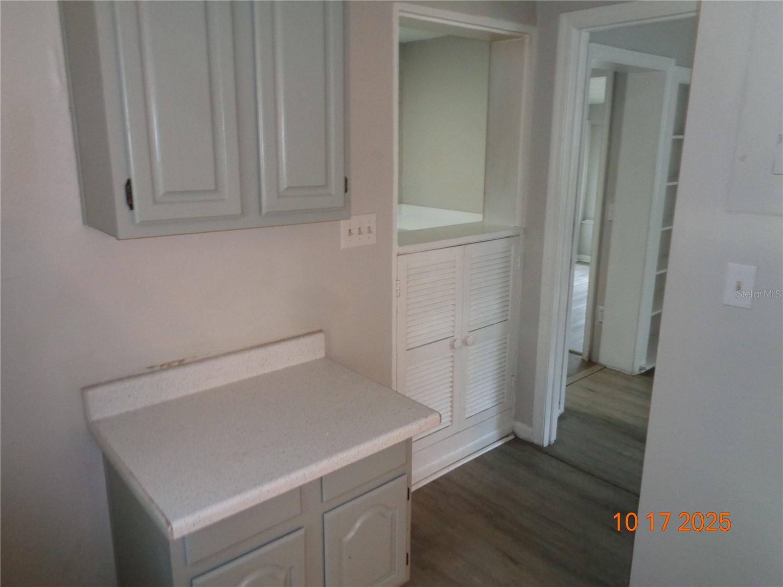 PINE HILLS BLKS 81-82 100 & 101 DELAND - Residential Lease