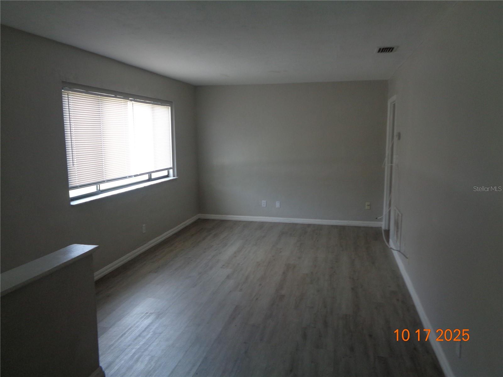 PINE HILLS BLKS 81-82 100 & 101 DELAND - Residential Lease