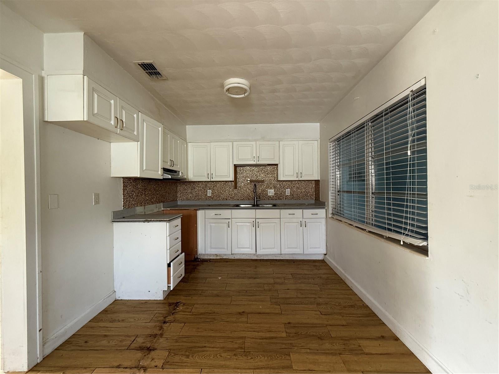 5528 20TH STREET W