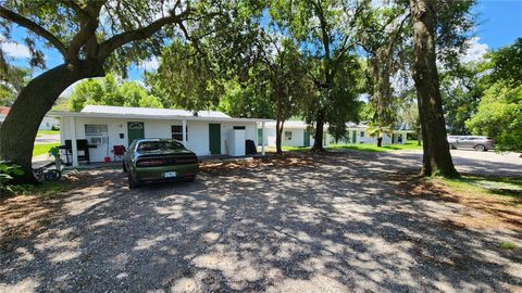 Photo of 501 W Baker Street, Plant City, FL 33563 (MLS # TB8421380)