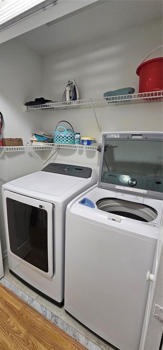 VISTAS/STONEBRIDGE COMMONS #6 - Residential Lease