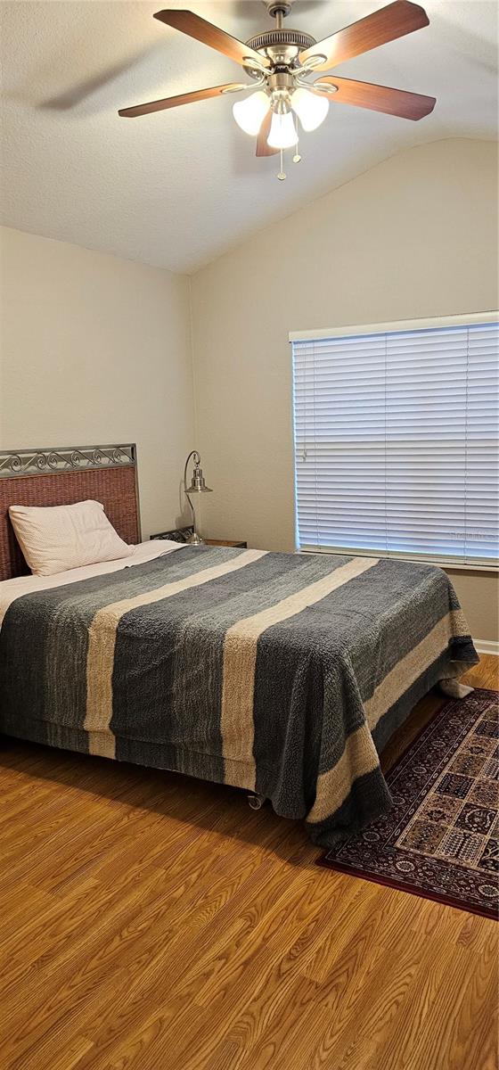 VISTAS/STONEBRIDGE COMMONS #6 - Residential Lease