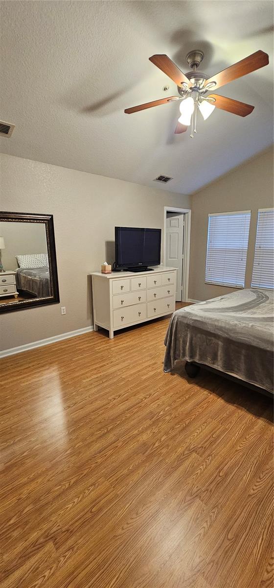 VISTAS/STONEBRIDGE COMMONS #6 - Residential Lease