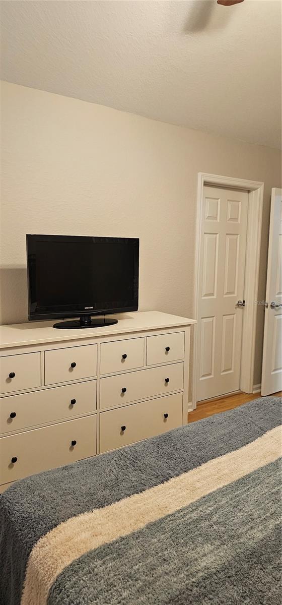 VISTAS/STONEBRIDGE COMMONS #6 - Residential Lease