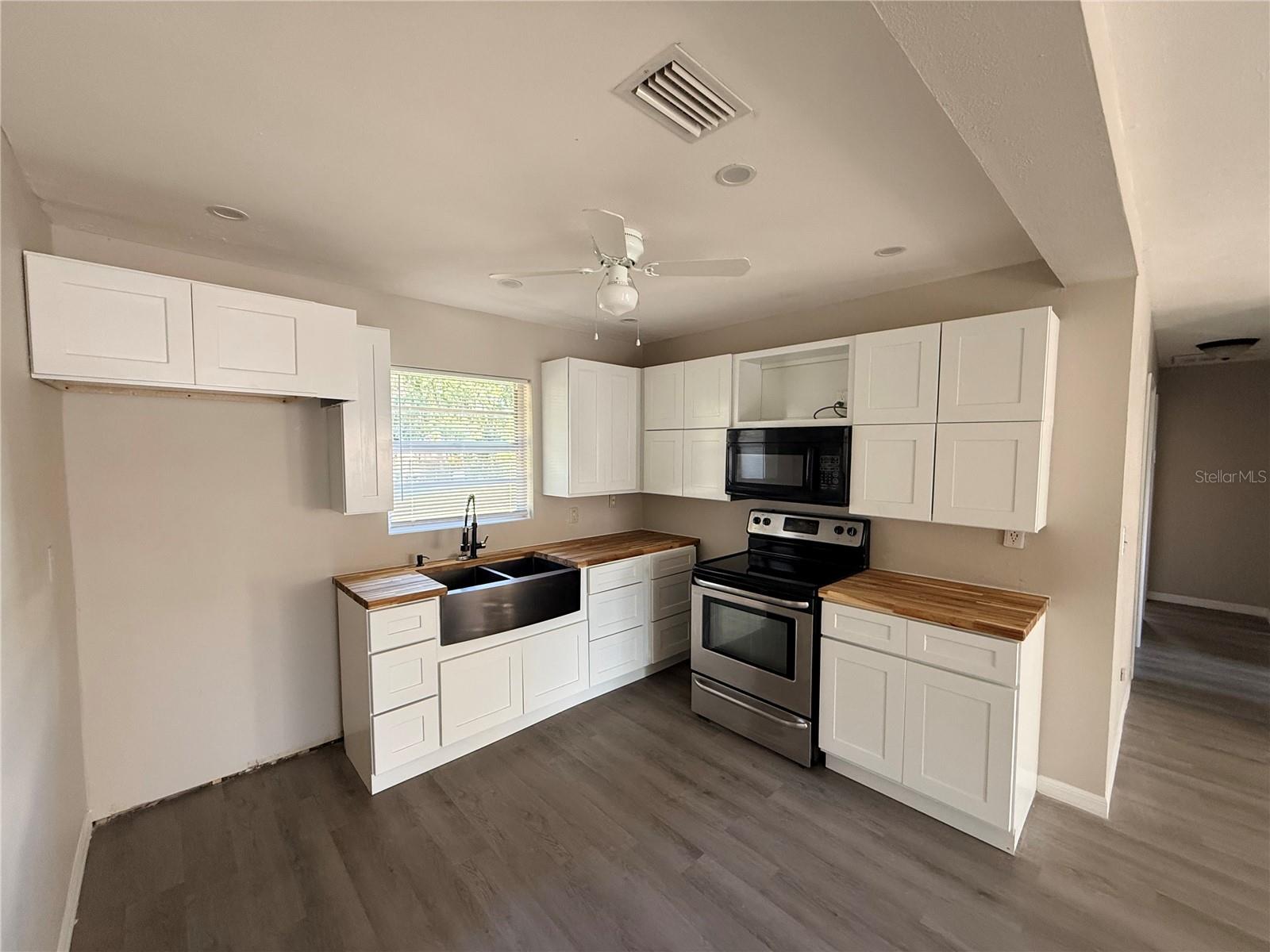 SEE LEGAL DESCRIPTION - Residential