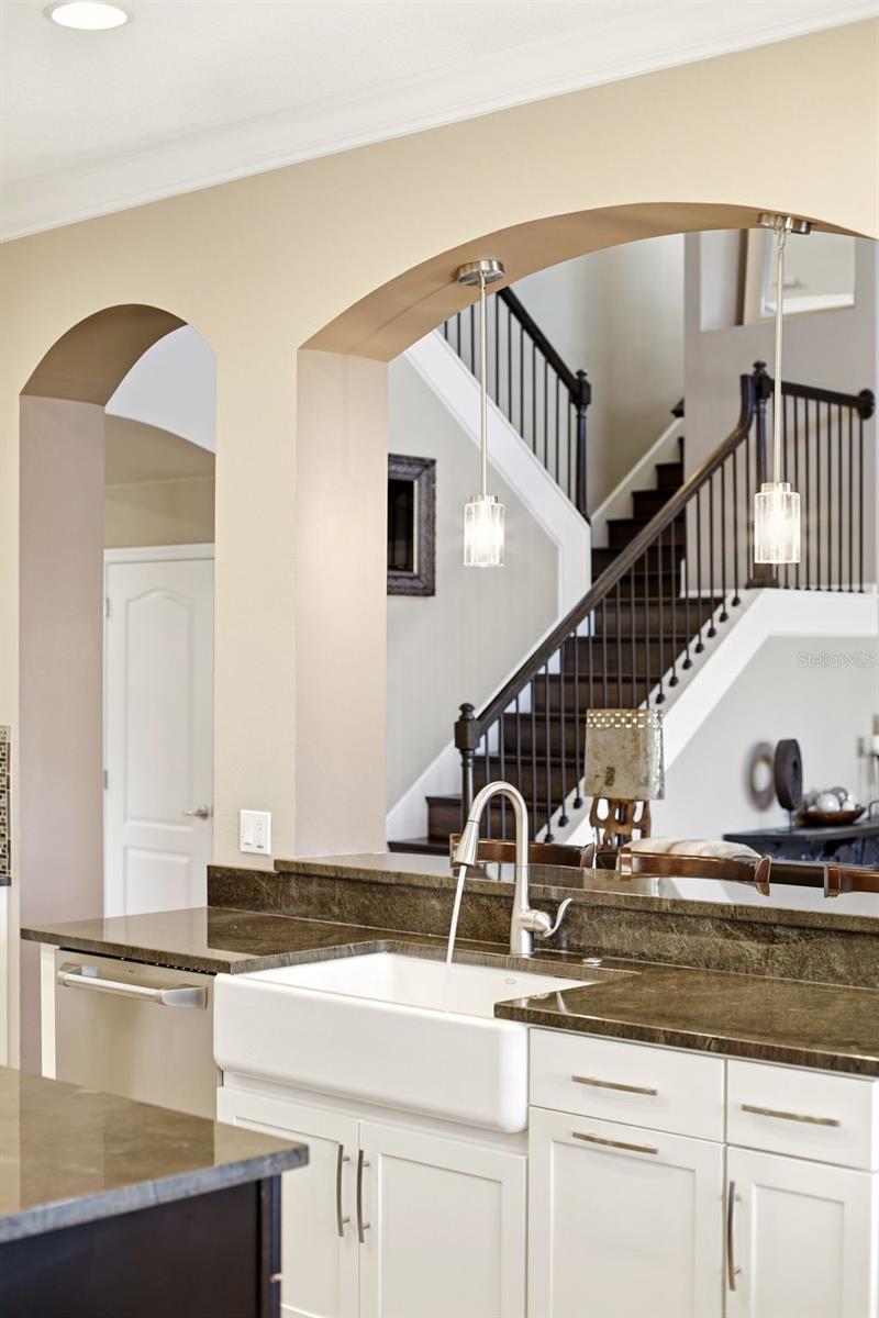 STEEPLE CHASE - Residential