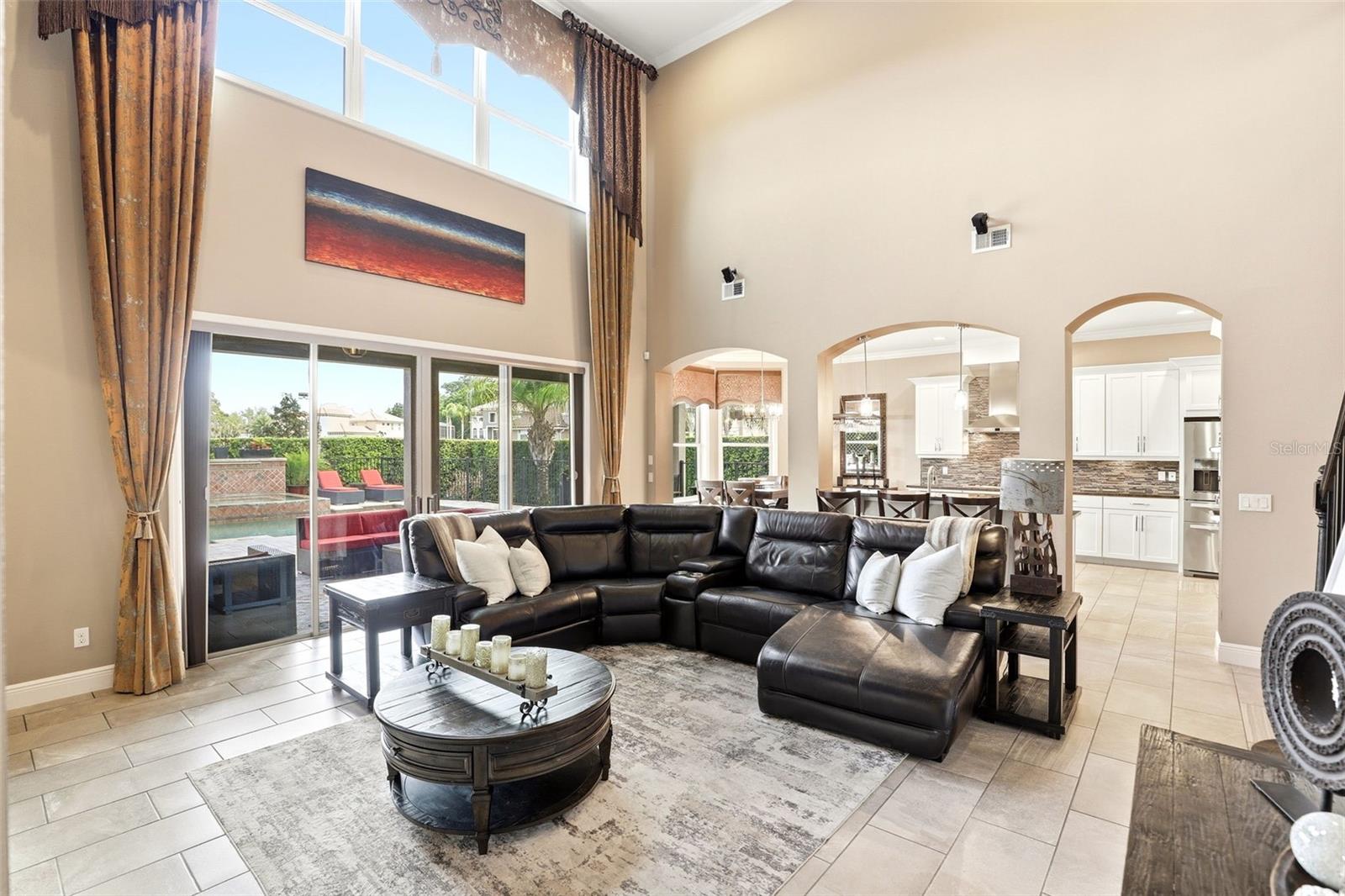 STEEPLE CHASE - Residential