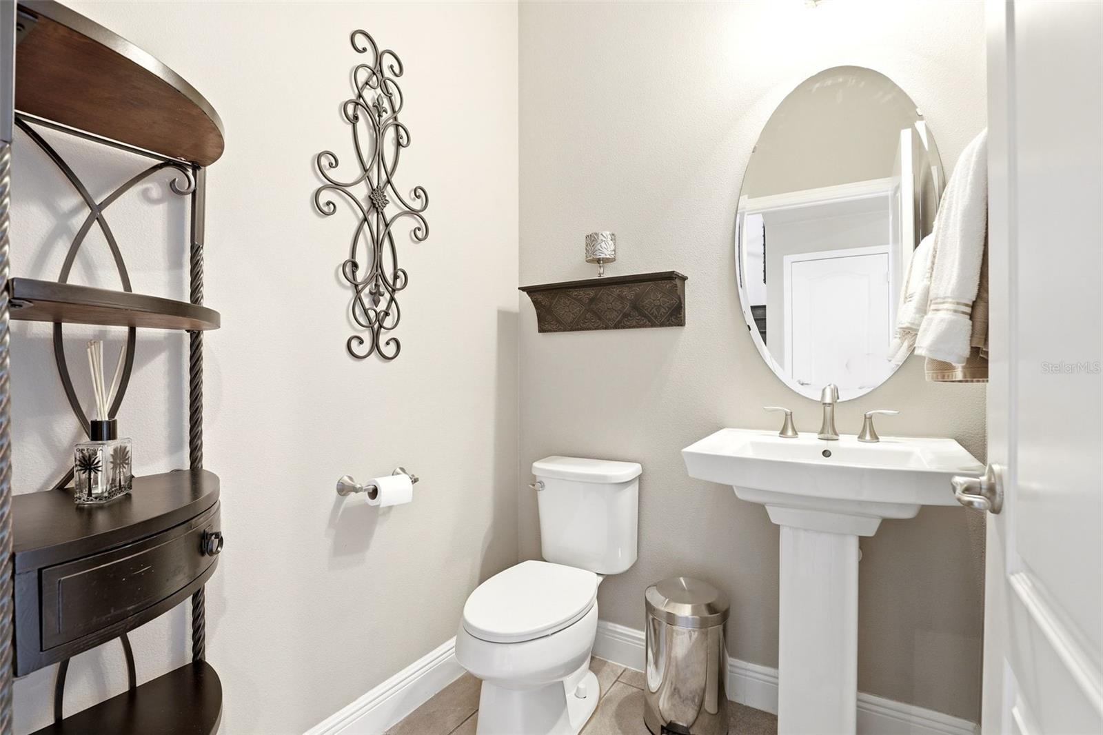 STEEPLE CHASE - Residential