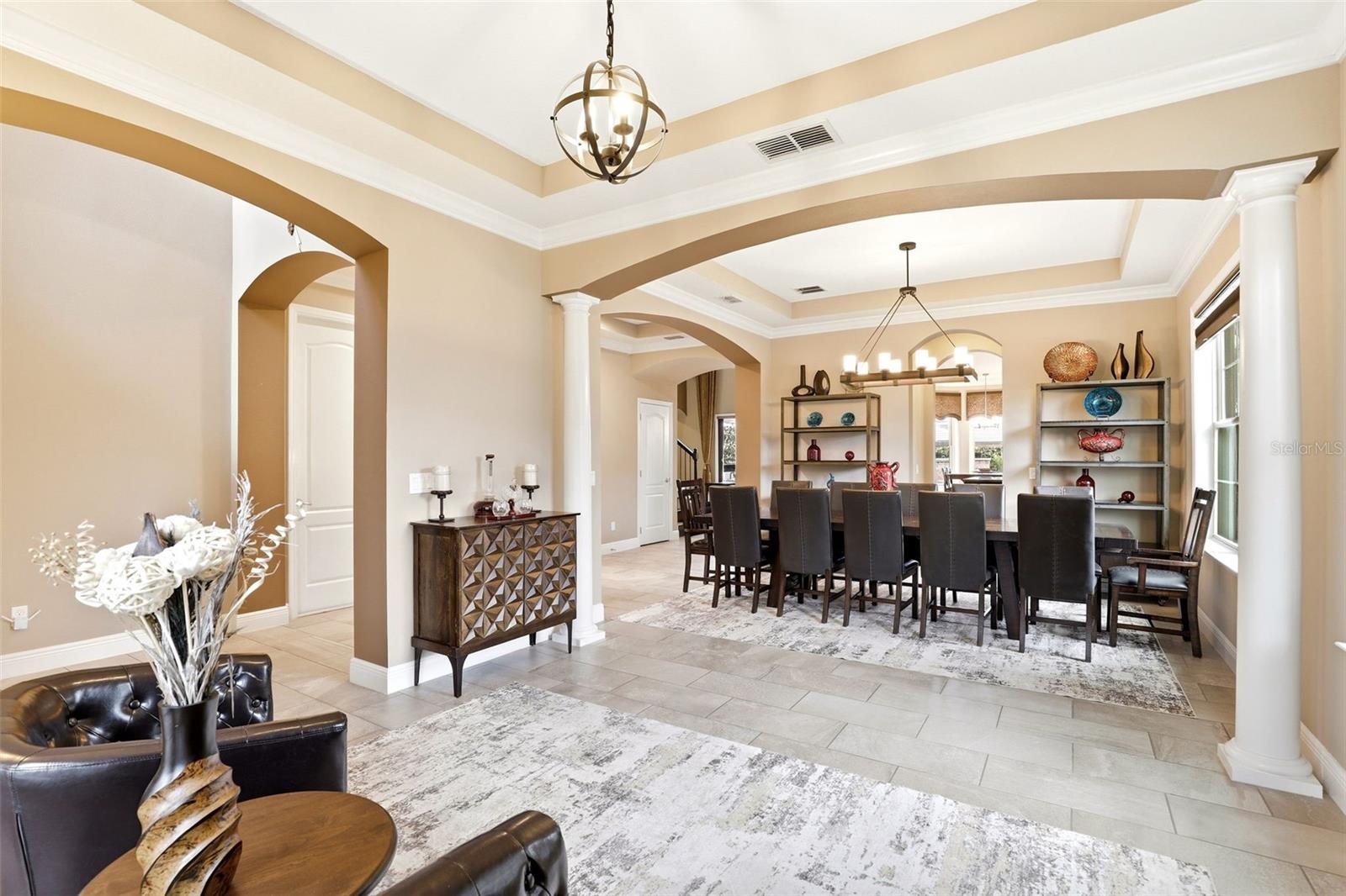 STEEPLE CHASE - Residential