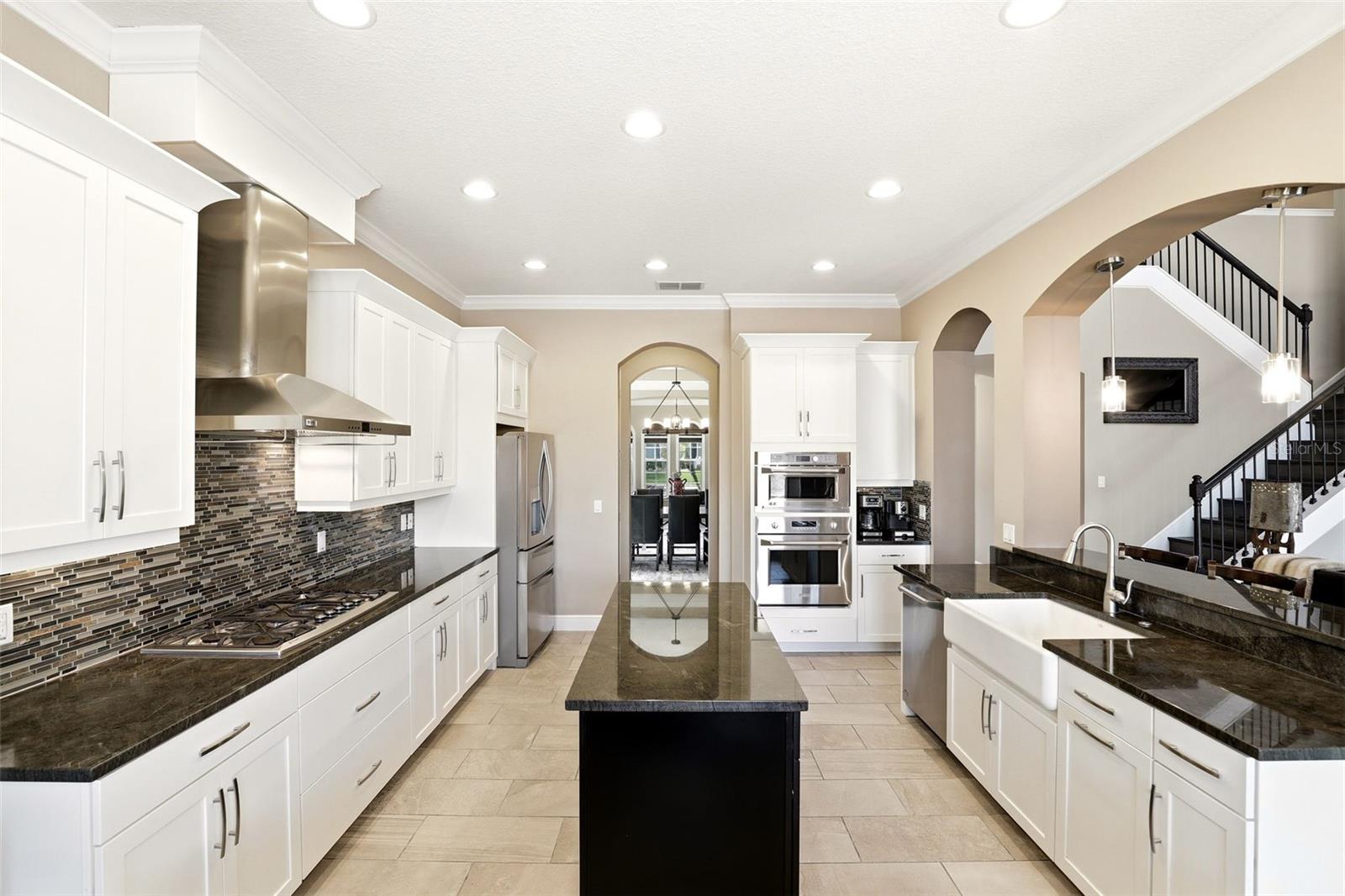 STEEPLE CHASE - Residential