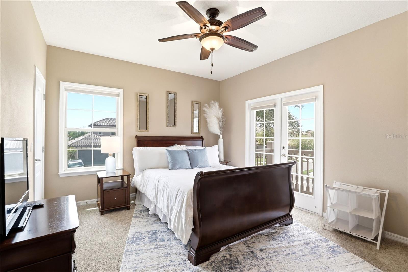 STEEPLE CHASE - Residential