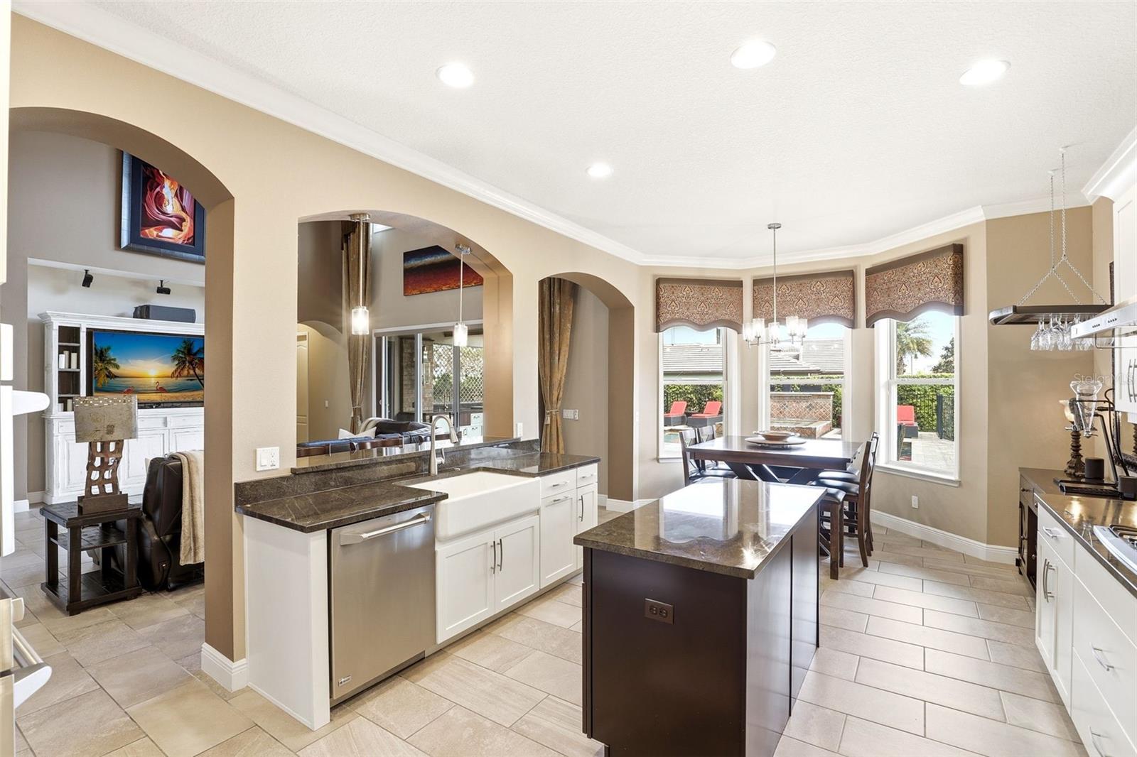 STEEPLE CHASE - Residential