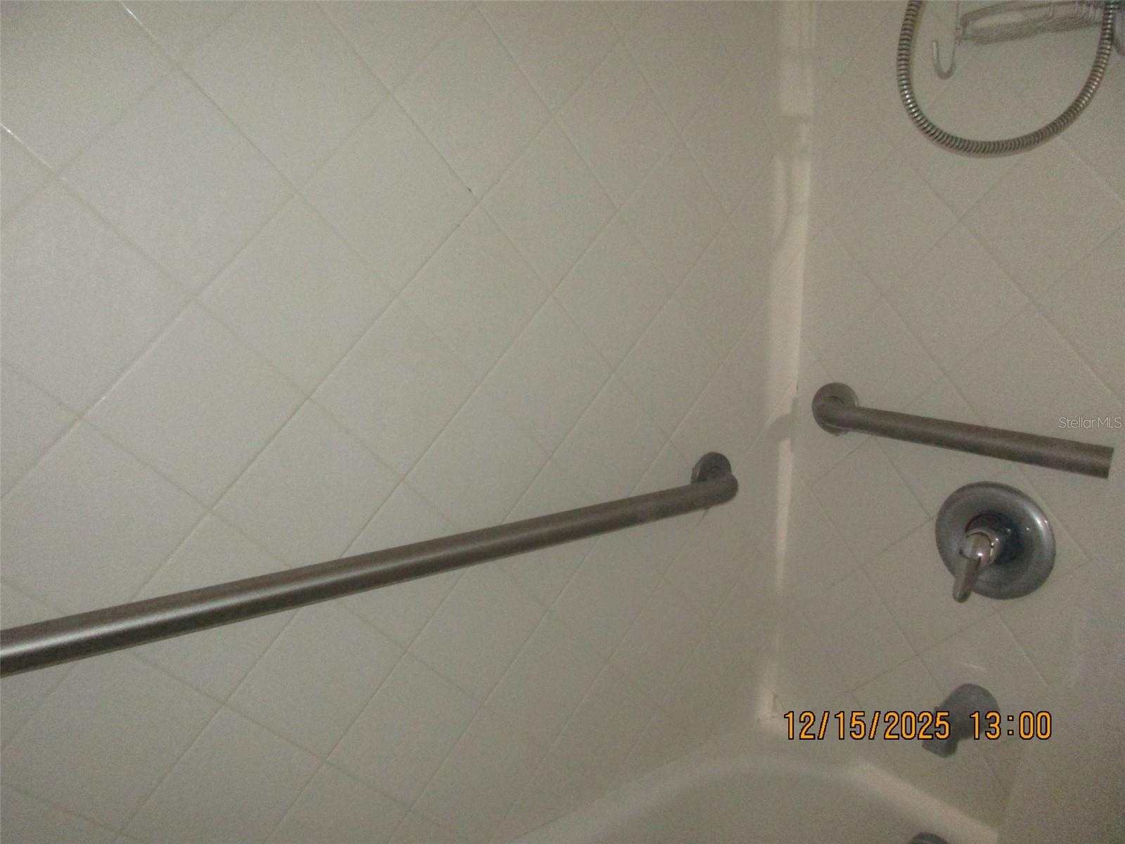 SOUTH POINTE - Residential Lease