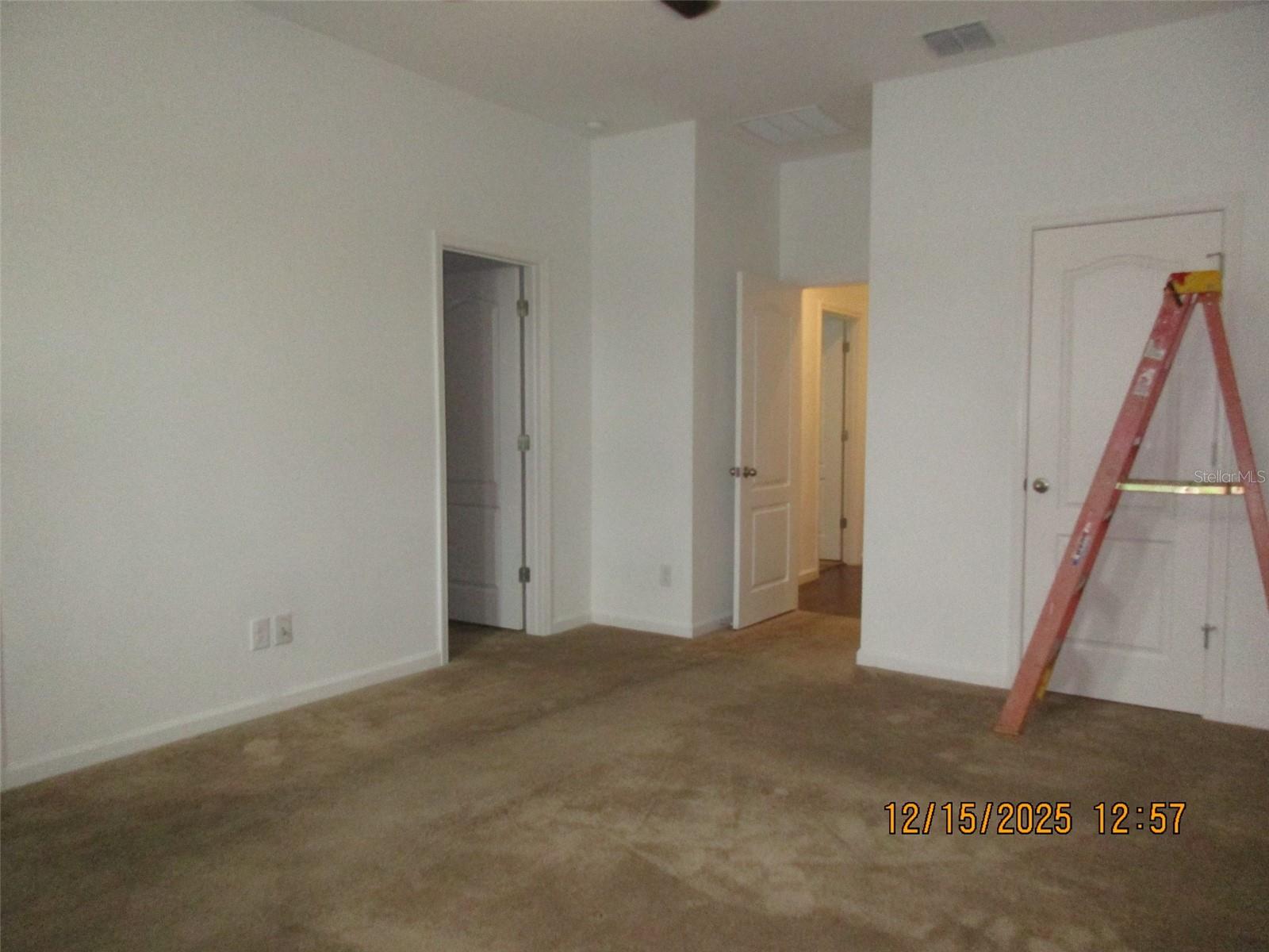 SOUTH POINTE - Residential Lease