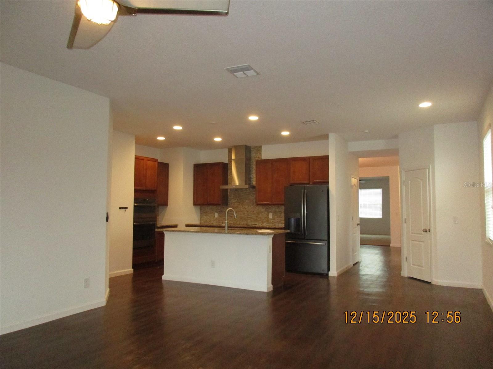 SOUTH POINTE - Residential Lease