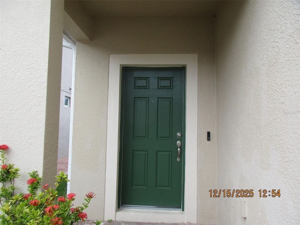 Photo of 3230 Stratton Circle, Kissimmee, FL 34744 (MLS # S5140345)