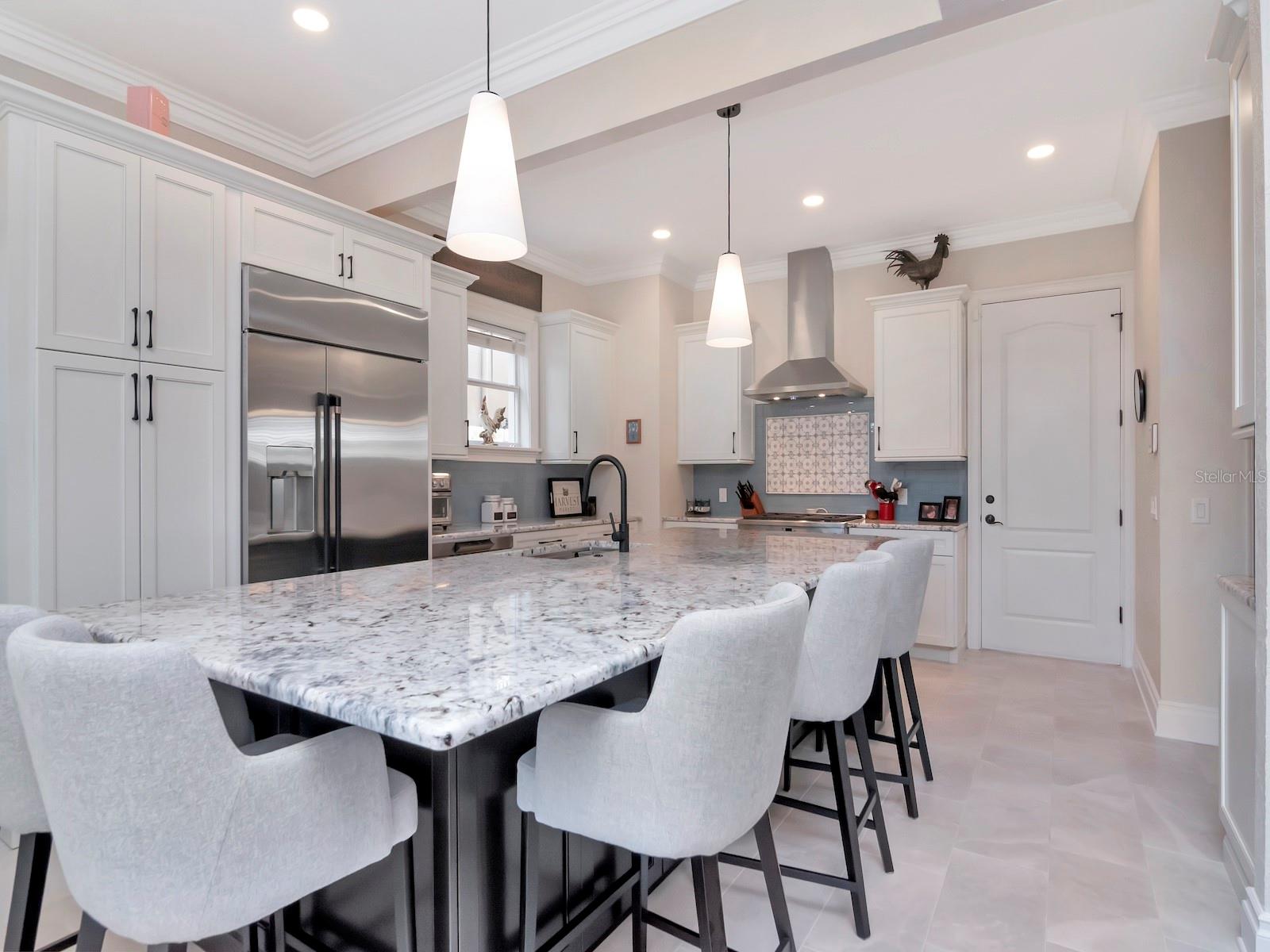 2807 W SITIOS STREET