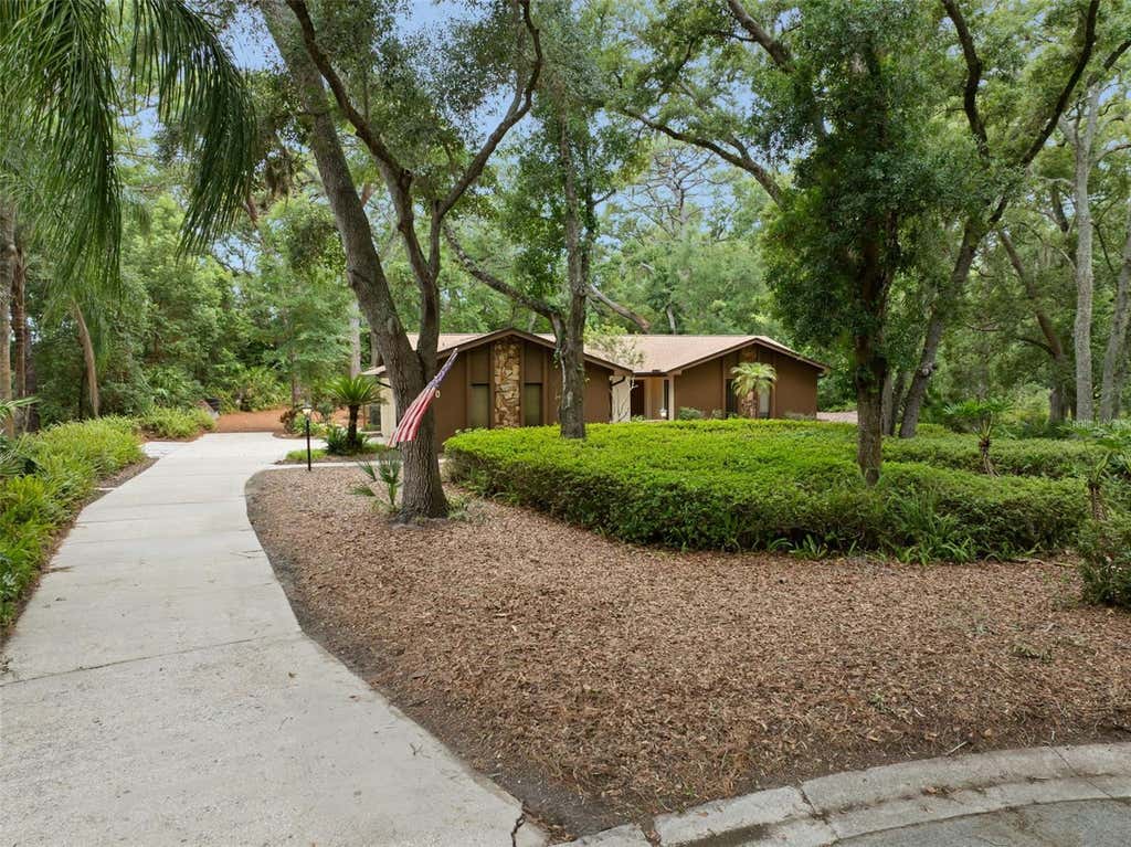 Photo of 1660 Narnia Court, Dunedin, FL 34698 (MLS # TB8529530)