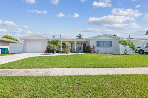 A home in SEMINOLE