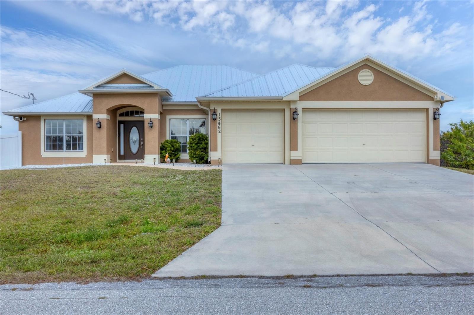 PORT CHARLOTTE - Residential