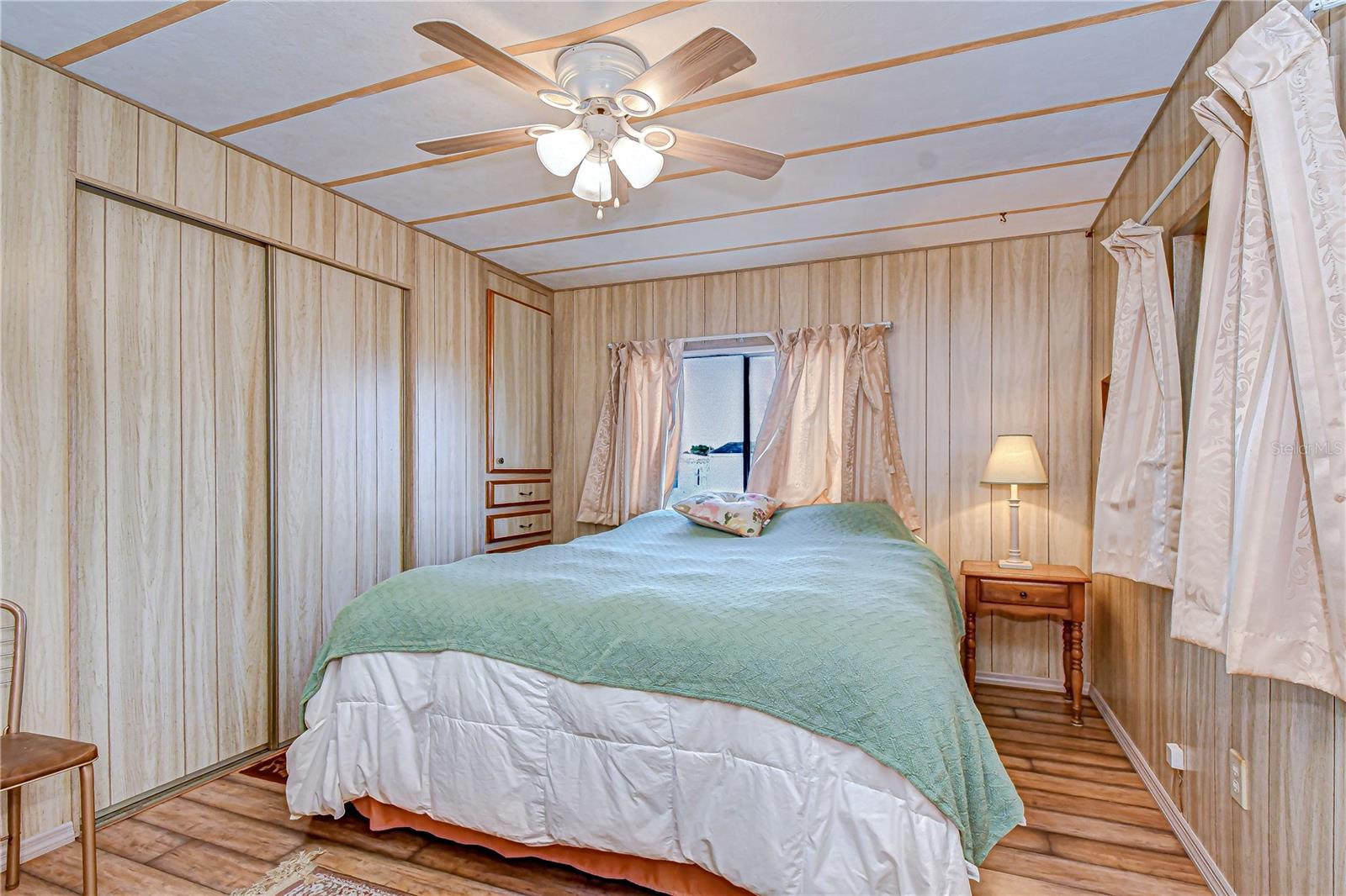 ZEPHYR SHORES - Residential