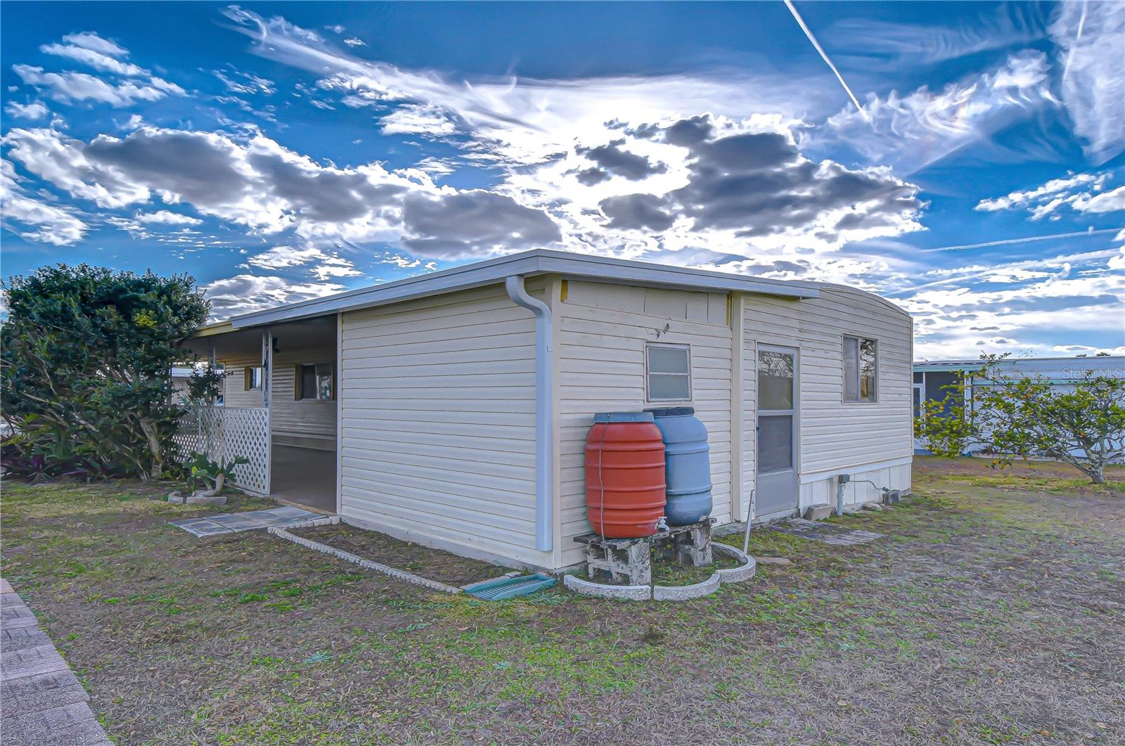 ZEPHYR SHORES - Residential