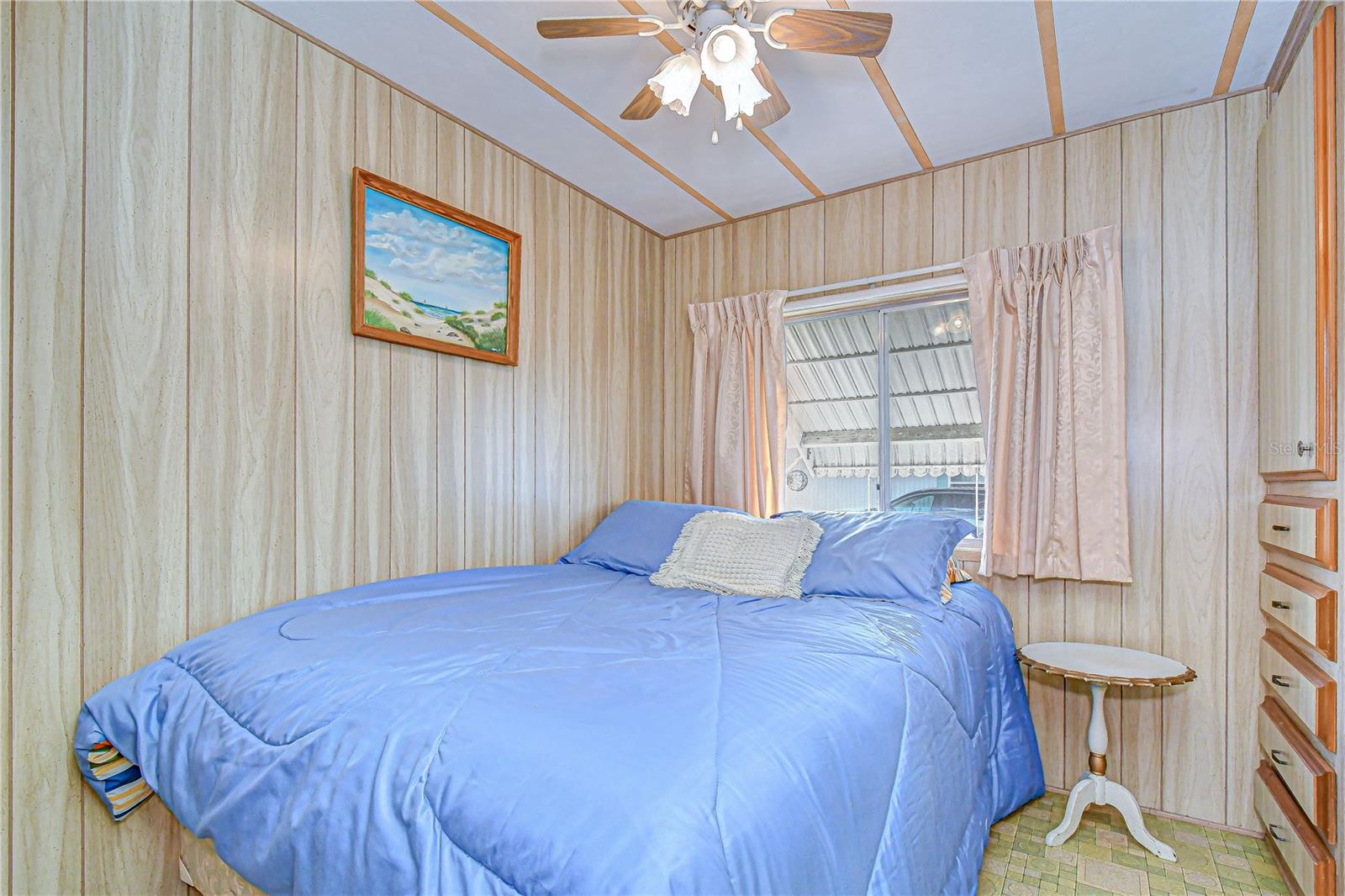 ZEPHYR SHORES - Residential