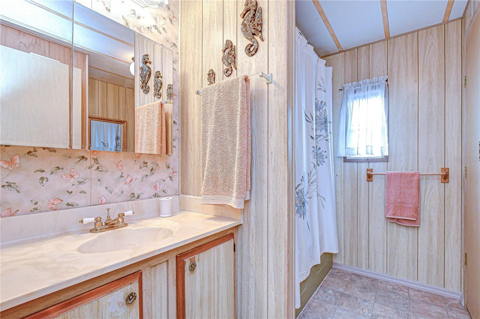 ZEPHYR SHORES - Residential