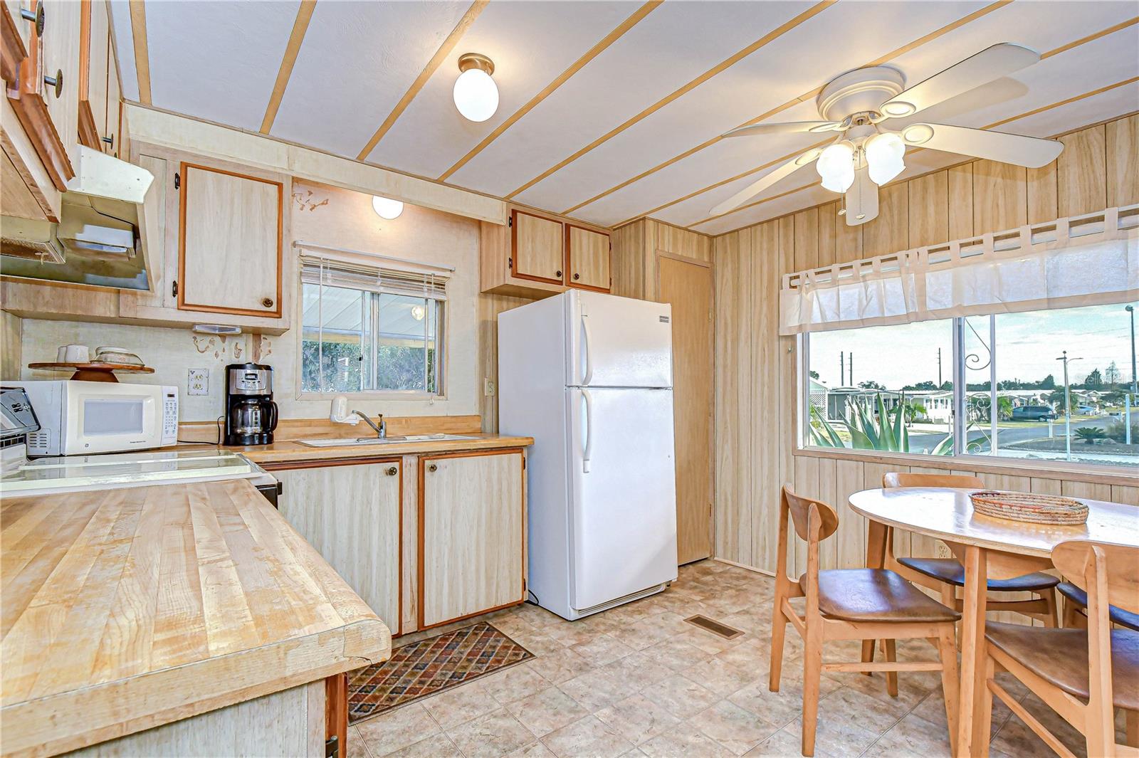 ZEPHYR SHORES - Residential