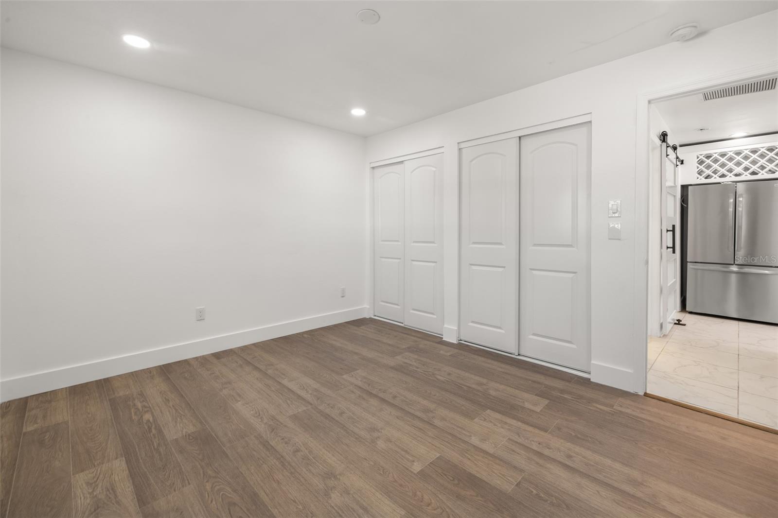 BAYSHORES - Residential