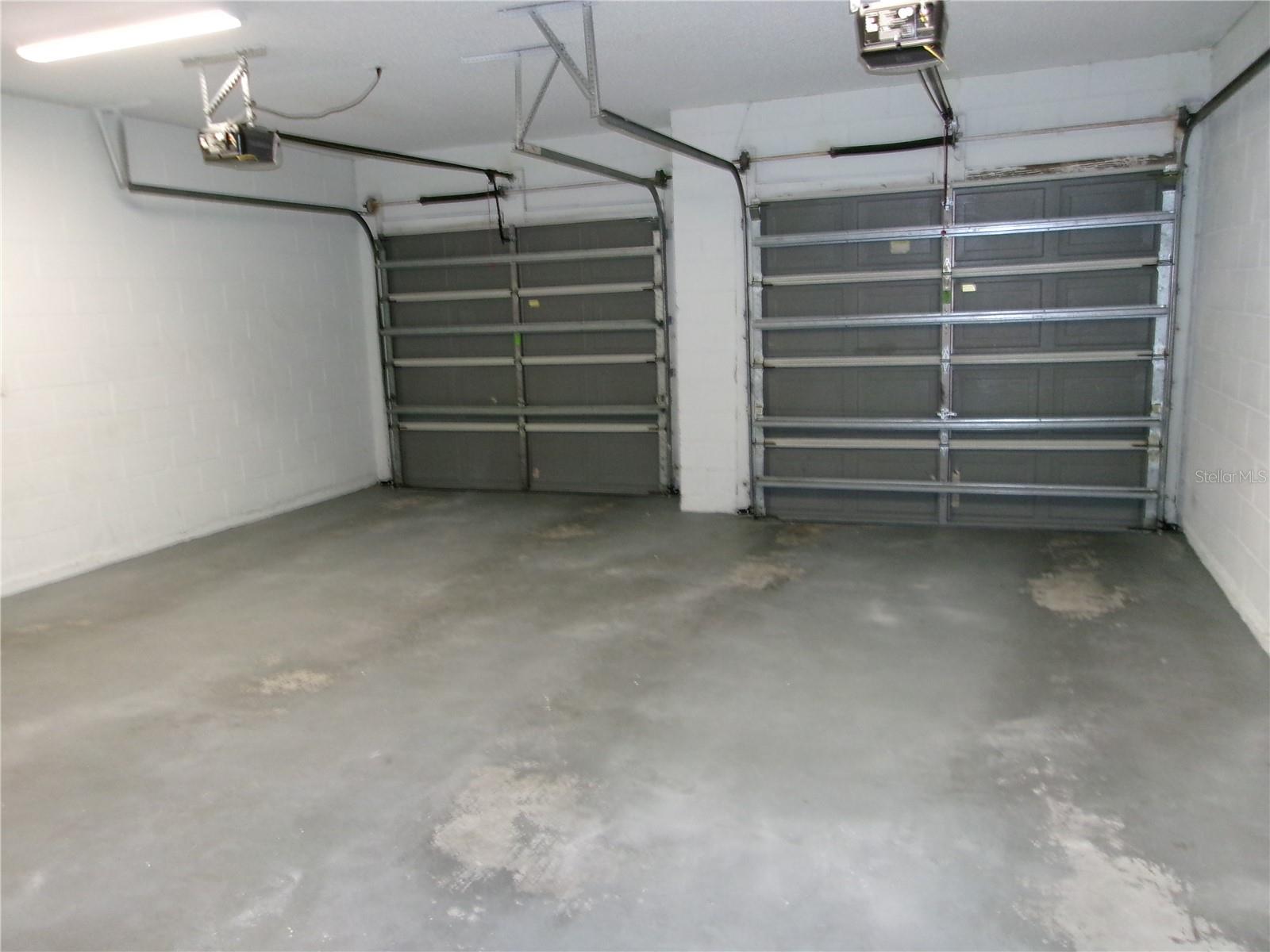 AVENTURA ESTATES - Residential