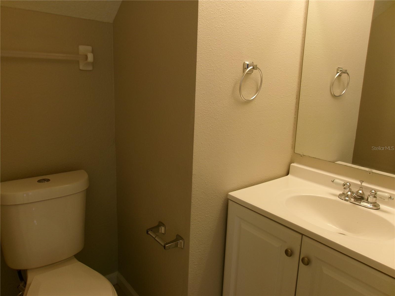 AVENTURA ESTATES - Residential